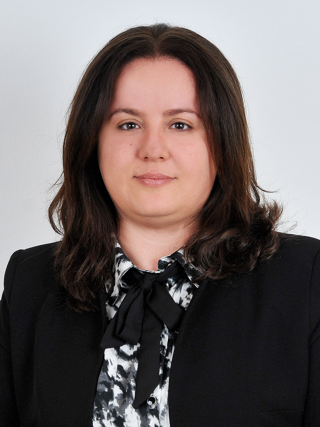 ZEYNEP ÖĞÜT