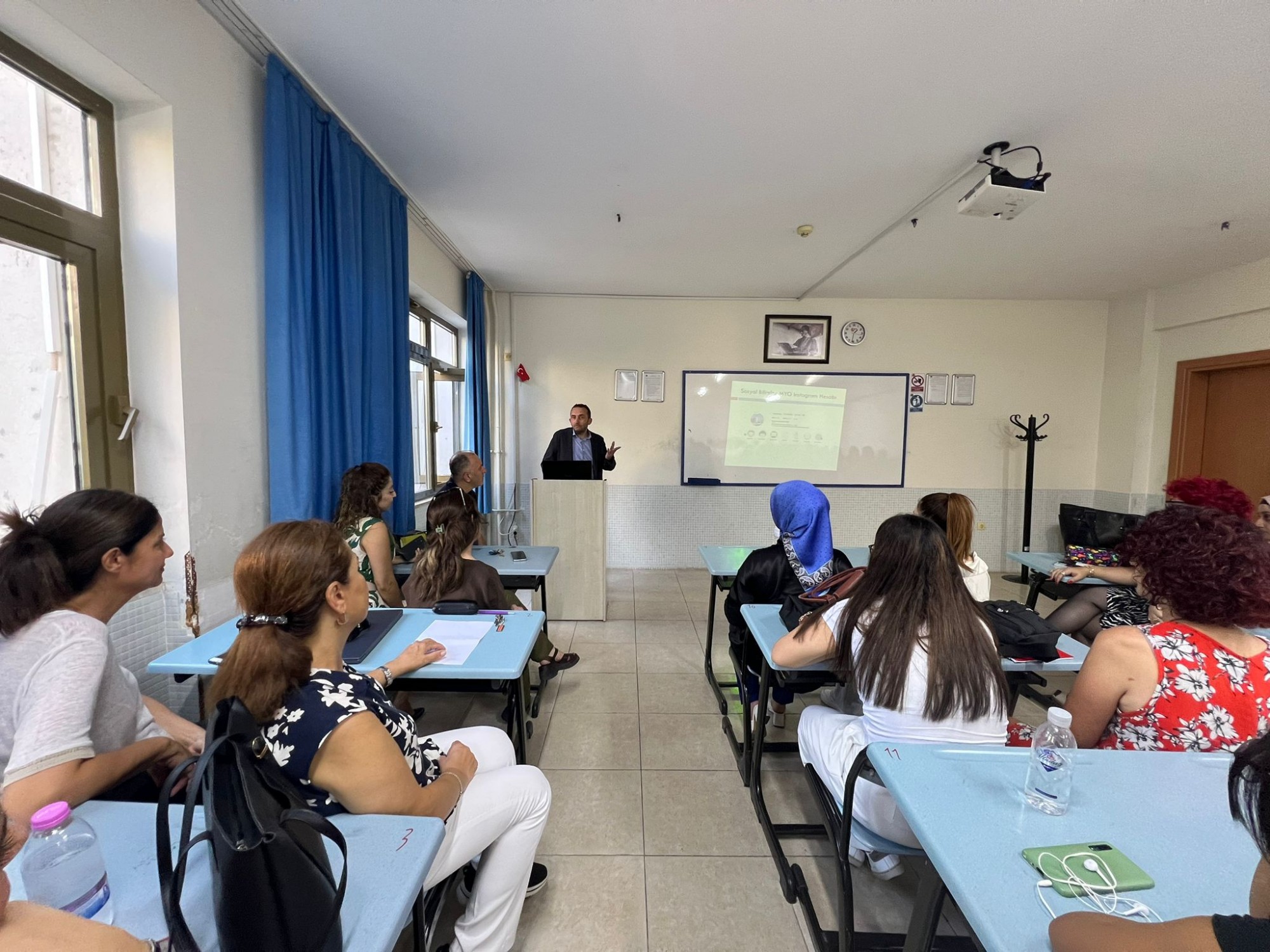 Lojistik ve İşletme Y&ouml;netimi Programlarının Oryantasyon Eğitimleri Tamamlandı detayı için tıklayınız