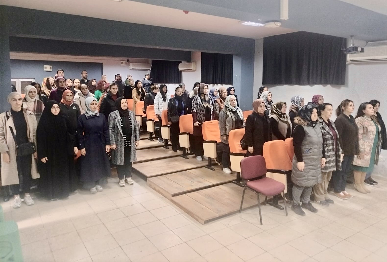 Kültürel Değerler ve Türk Aile Yapısı: Gelenekten Geleceğe Semineri detayı için tıklayınız