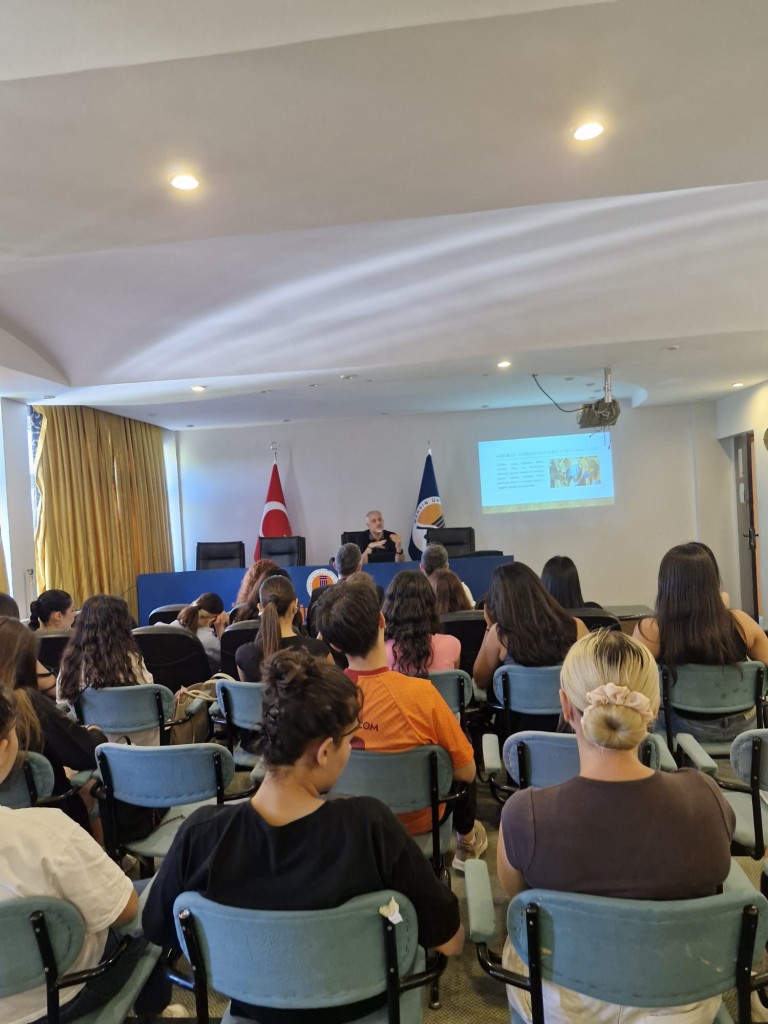 Ahilik Kültürünün Ekonomiye, Sosyal Yaşama ve Eğitime Etkileri Konulu Konferans detayı için tıklayınız