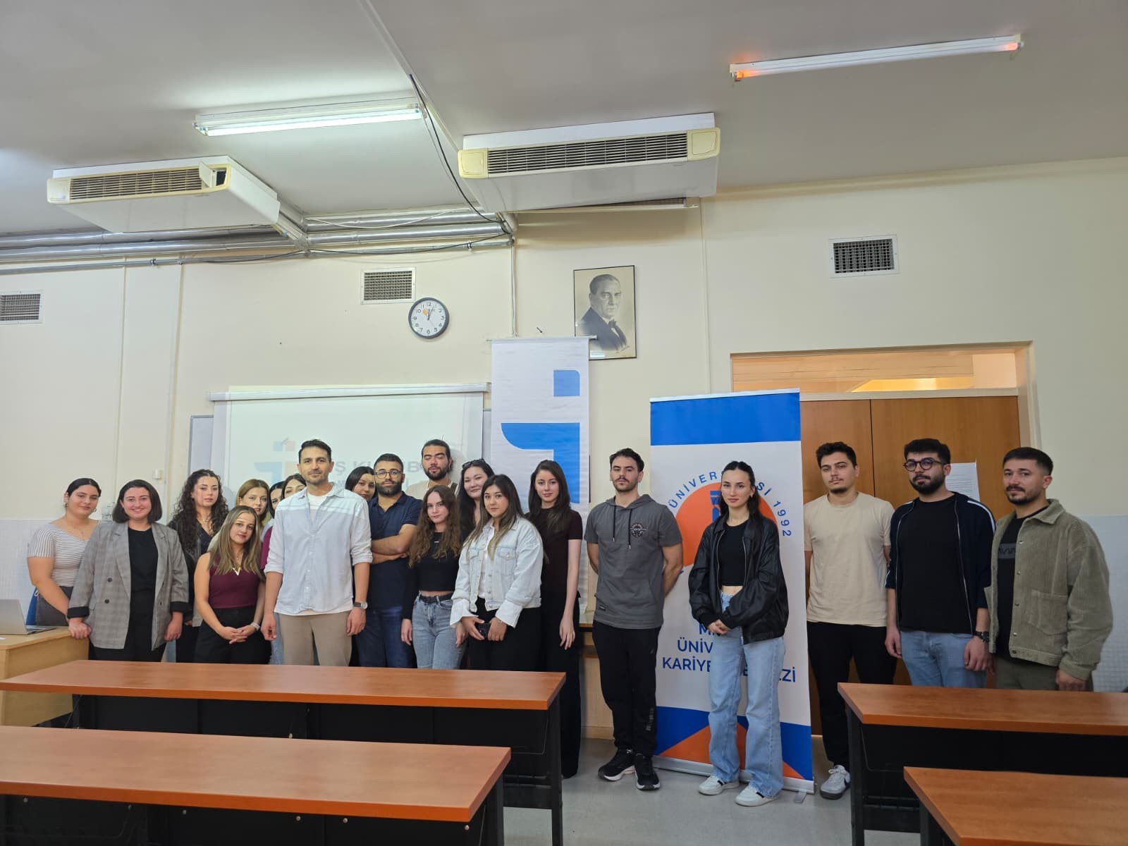 Mersin Üniversitesi’nde 2025 Yılı İçin İlk “ CV Hazırlama ve Mülakat Teknikleri” Eğitimi Gerçekleştirildi detayı için tıklayınız
