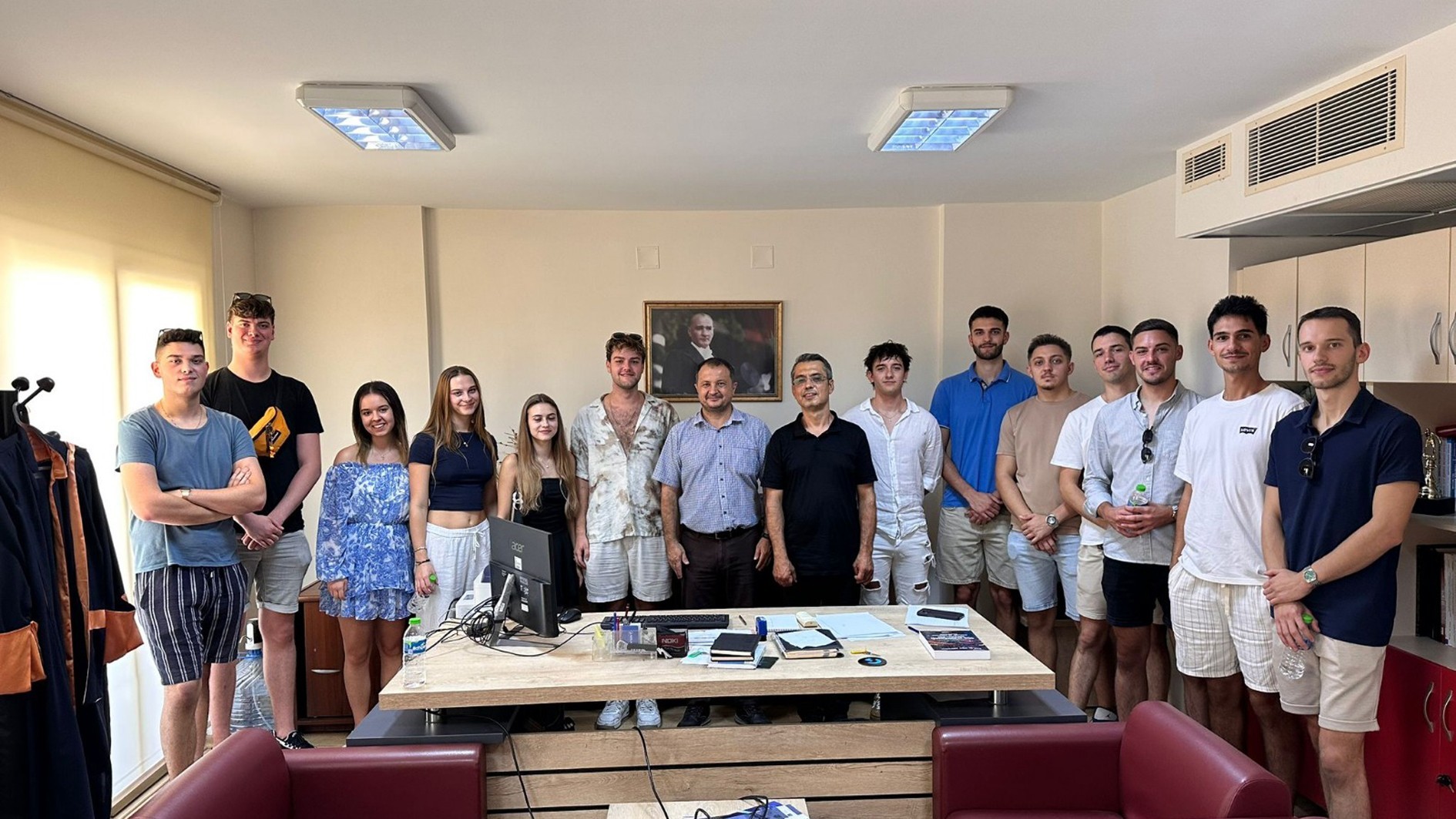 Erasmus Öğrenci Değişim Programı Kapsamında Óbuda Üniversitesi Öğrencilerinin Bölümümüzü Ziyareti detayı için tıklayınız