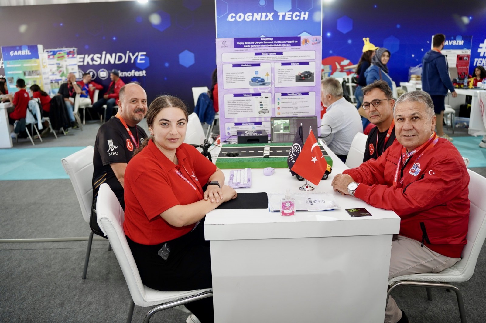 CogniX Tech Takımı, TEKNOFEST 2025&rsquo;te T&uuml;rkiye 7.&rsquo;si Oldu detayı için tıklayınız