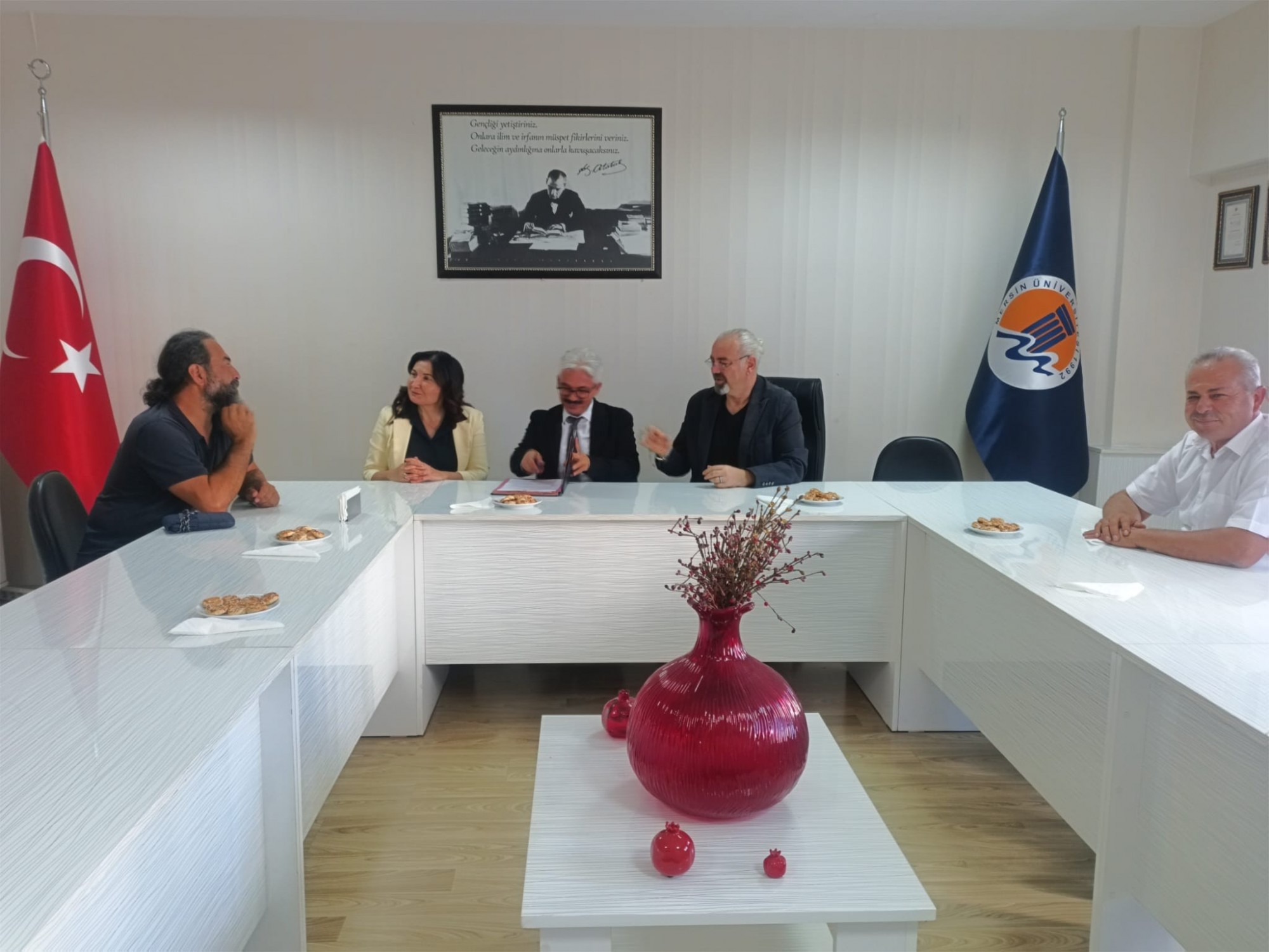 Mut Bilim ve Sanat Merkezi(BİLSEM) ile Protokol İmzalandı. detayı için tıklayınız