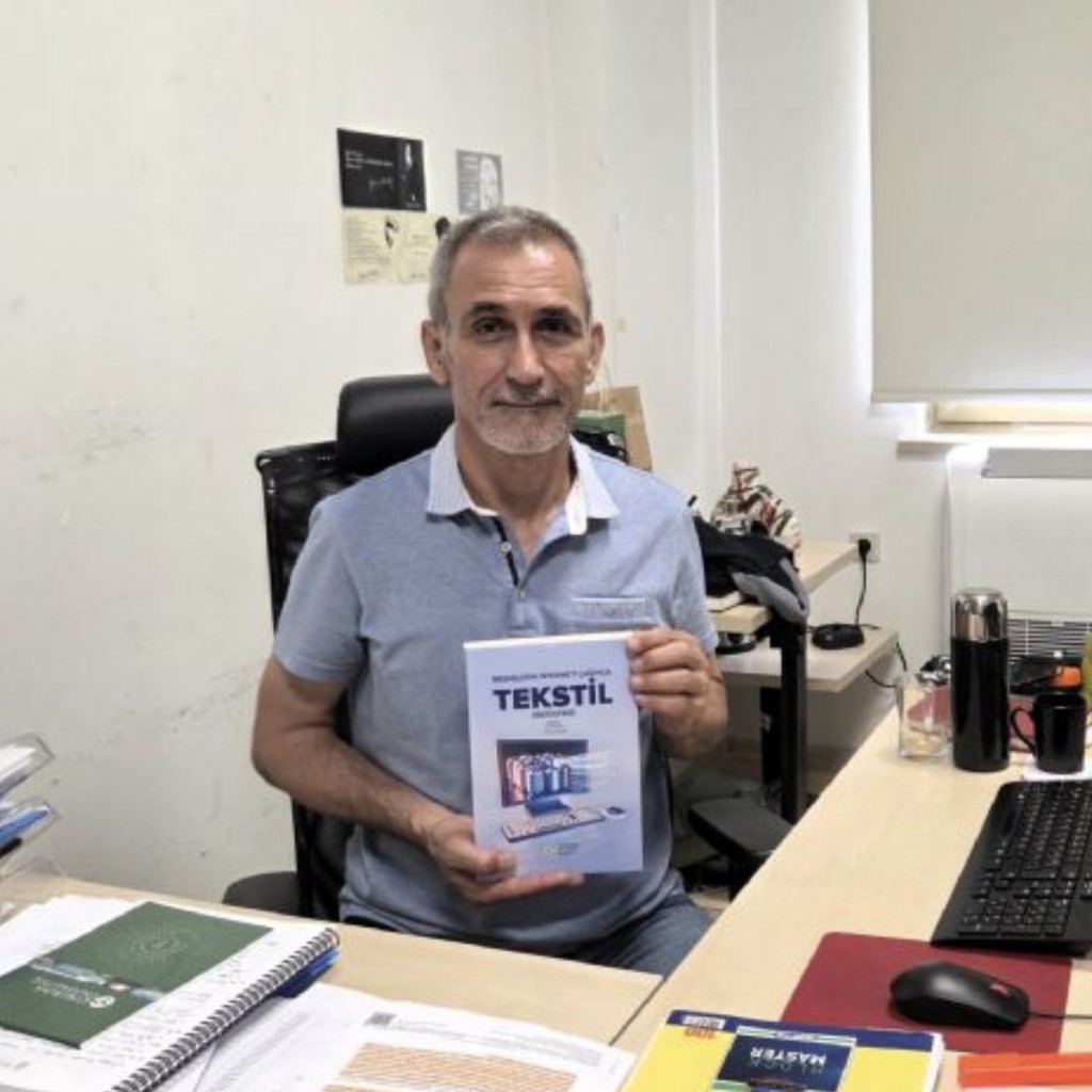 "Nesnelerin İnterneti &Ccedil;ağında Tekstil End&uuml;strisi" Kitabı Yayımlandı detayı için tıklayınız
