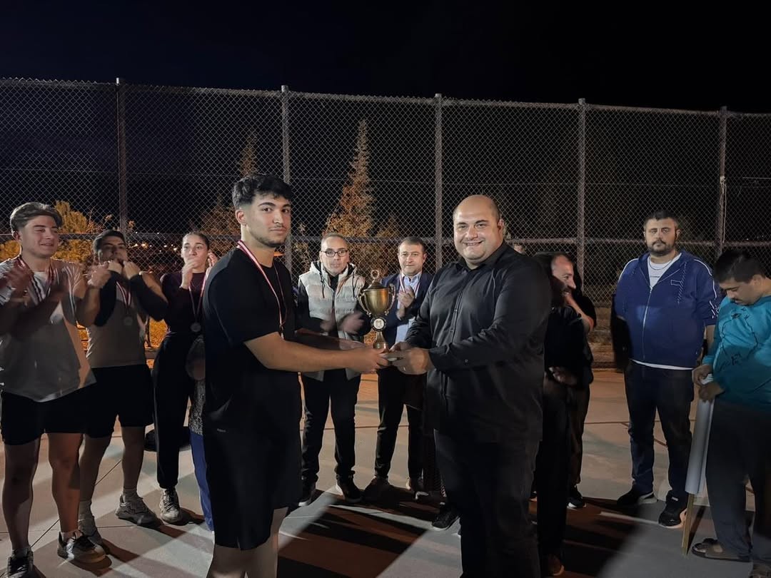 2025-2026 yılı Programlar arası voleybol turnuvamızın final ma&ccedil;ında Anamur Engelliler ve Engelli Aileleri Dayanışma Derneği&rsquo;ni ağırladık detayı için tıklayınız