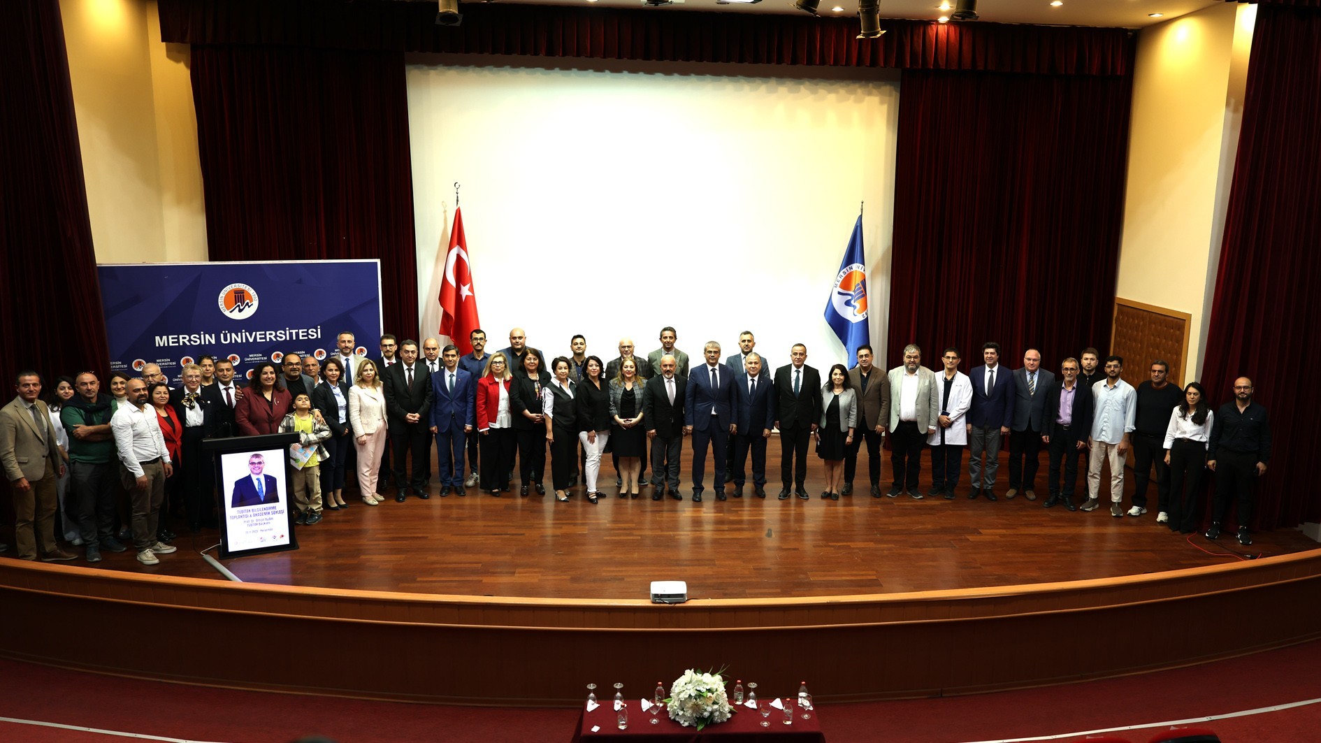 T&Uuml;BİTAK Başkanı Prof. Dr. Orhan Aydın&rsquo;ı &Uuml;niversitemizde Ağırladık detayı için tıklayınız
