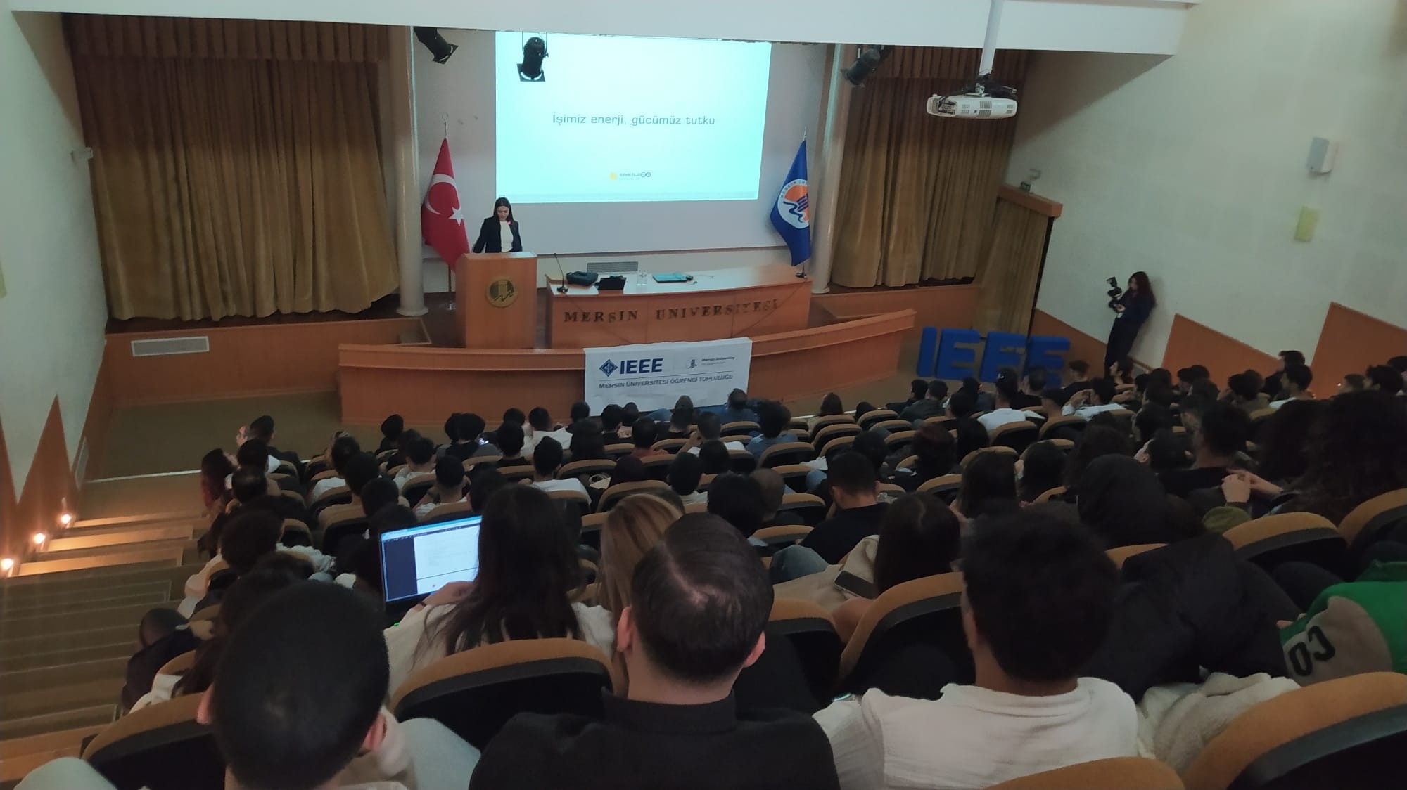 Teknik Bilimler Meslek Y&uuml;ksekokulu Elektrik ve Enerji B&ouml;l&uuml;m&uuml; &Ouml;ğrencileri, Tech - Talk Etkinliğinde Enerjisa Profesyonelleriyle Buluştu detayı için tıklayınız