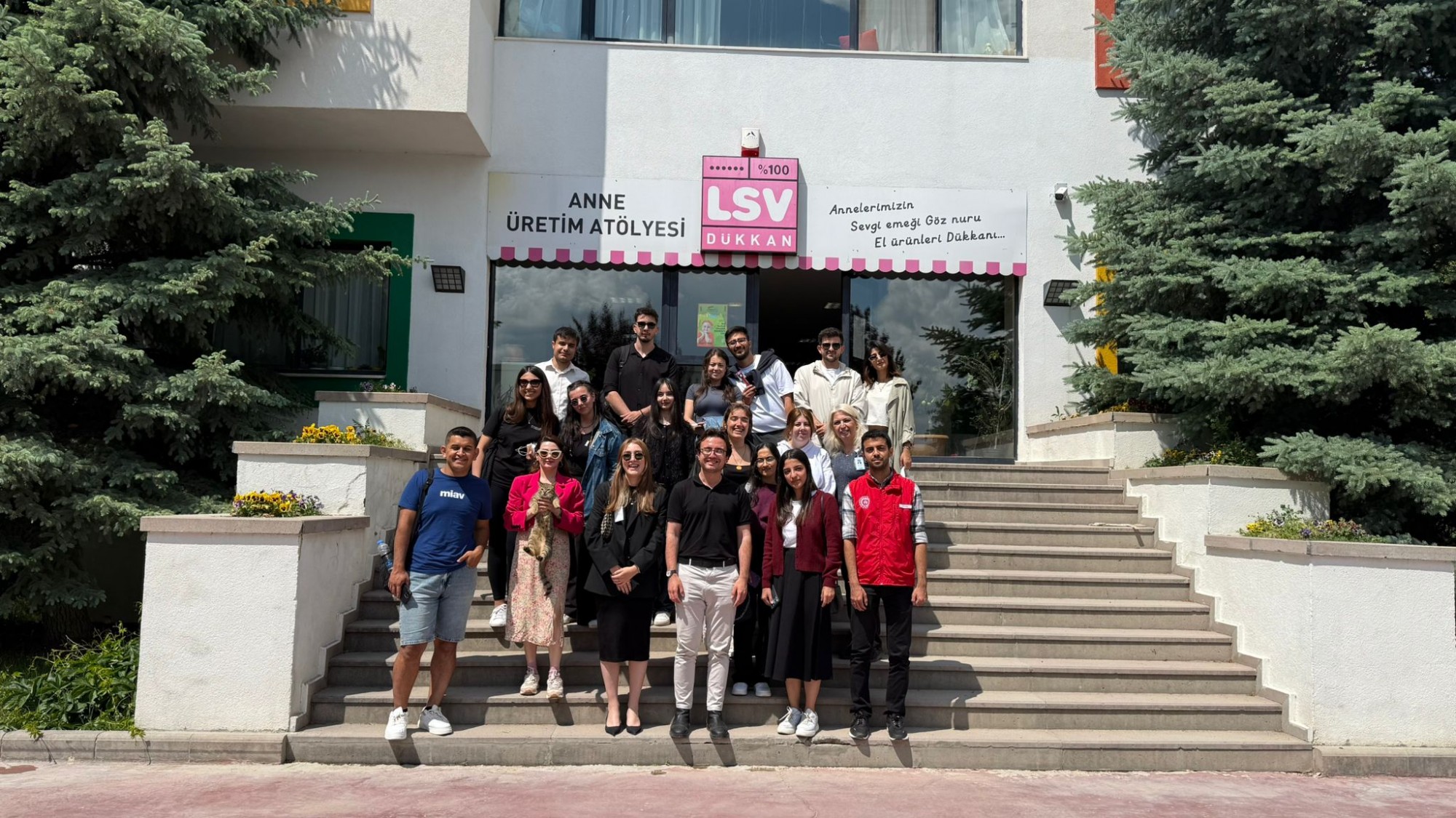 L&Ouml;SEV Fayda Topluluğu: &ldquo;L&Ouml;SEV K&ouml;y&uuml;ne ve L&Ouml;SANTE Hastanesine Gezi&rdquo; Projesi detayı için tıklayınız