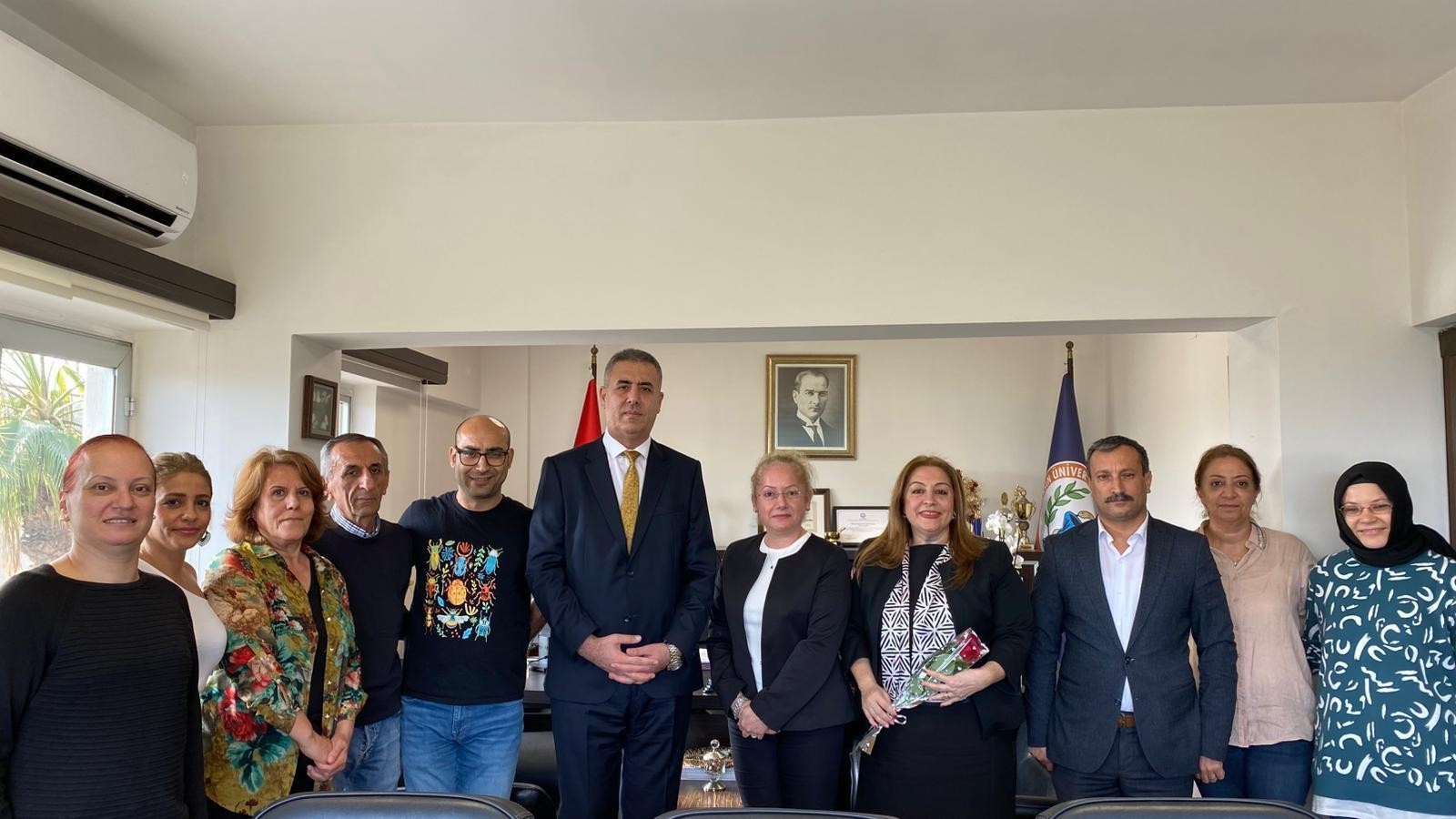 24 KASIM &Ouml;ĞRETMENLER G&Uuml;N&Uuml; FAK&Uuml;LTEMİZ DEKANLIĞI TARAFINDAN KUTLANDI detayı için tıklayınız