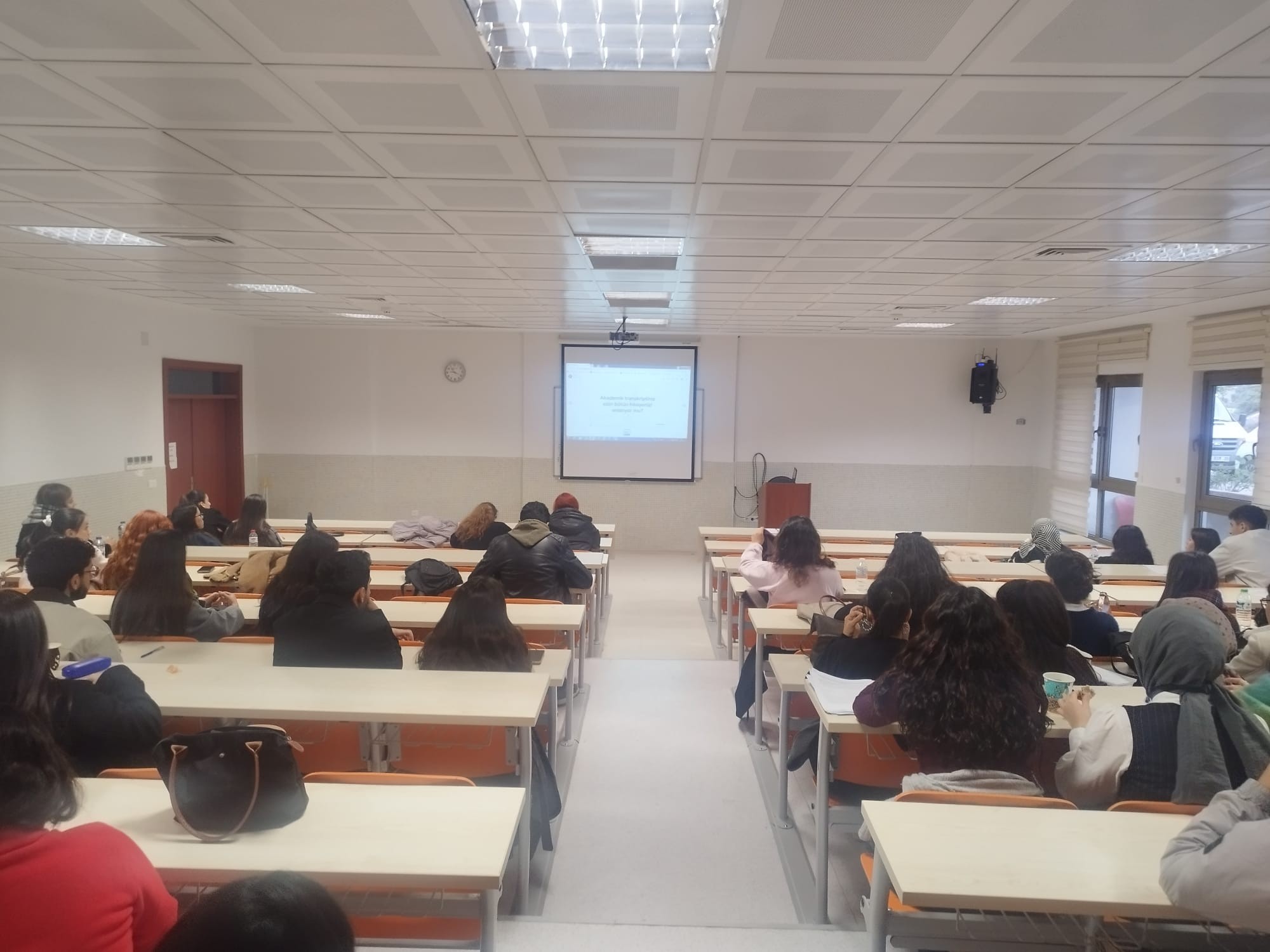 Fak&uuml;ltemiz 2, 3 ve 4. Sınıf &Ouml;ğrencilerimize Sosyal Transkript Bilgilendirme Toplantıları Ger&ccedil;ekleştirildi. detayı için tıklayınız