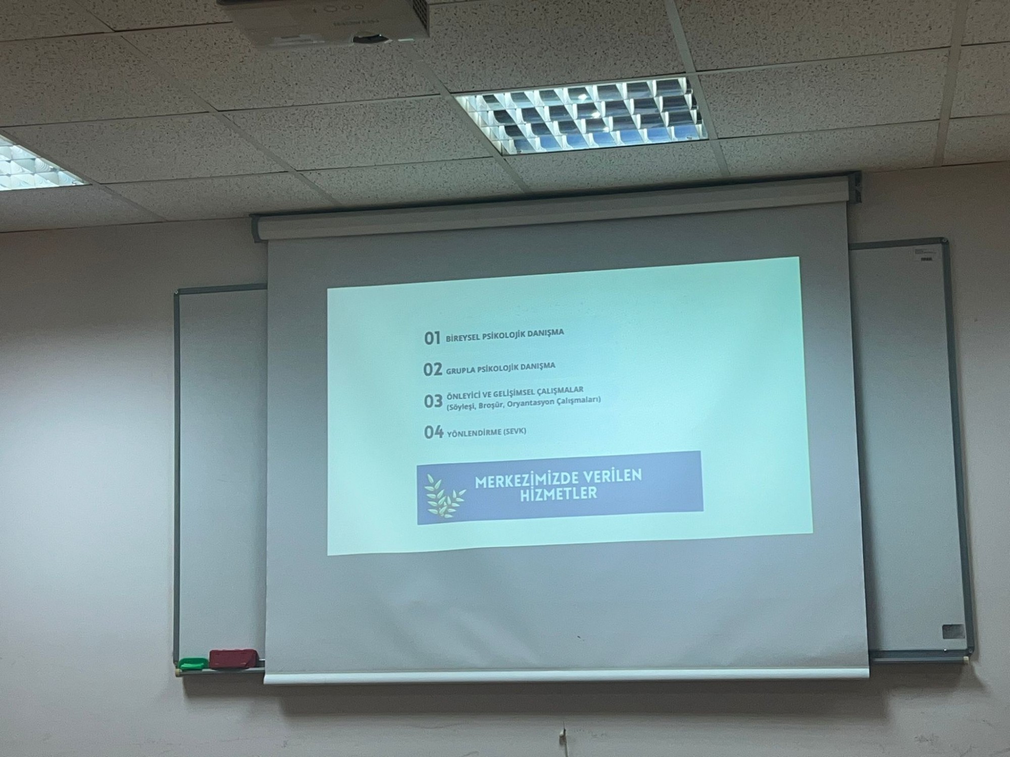 G&ouml;&ccedil;men &Ouml;ğrencilerin Psikolojik Danışmanlık İhtiyacı Sağlık Bilimleri Fak&uuml;ltesinde Ele Alındı detayı için tıklayınız