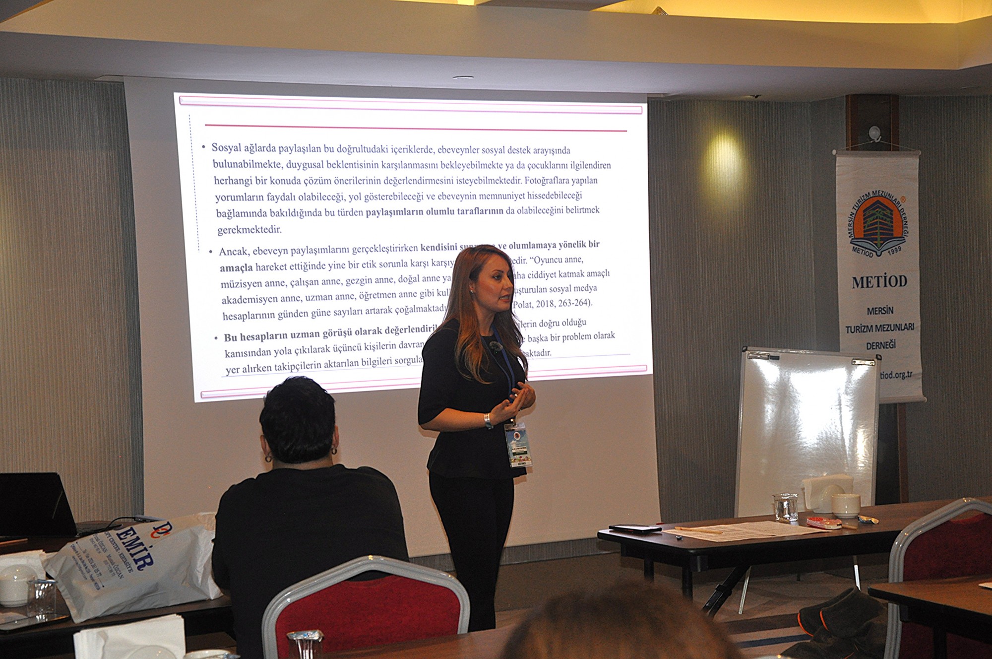 METİOD 10. Araştırma Y&ouml;ntemleri Semineri&rsquo;nde Dijital Farkındalık Eğitimi Verildi detayı için tıklayınız