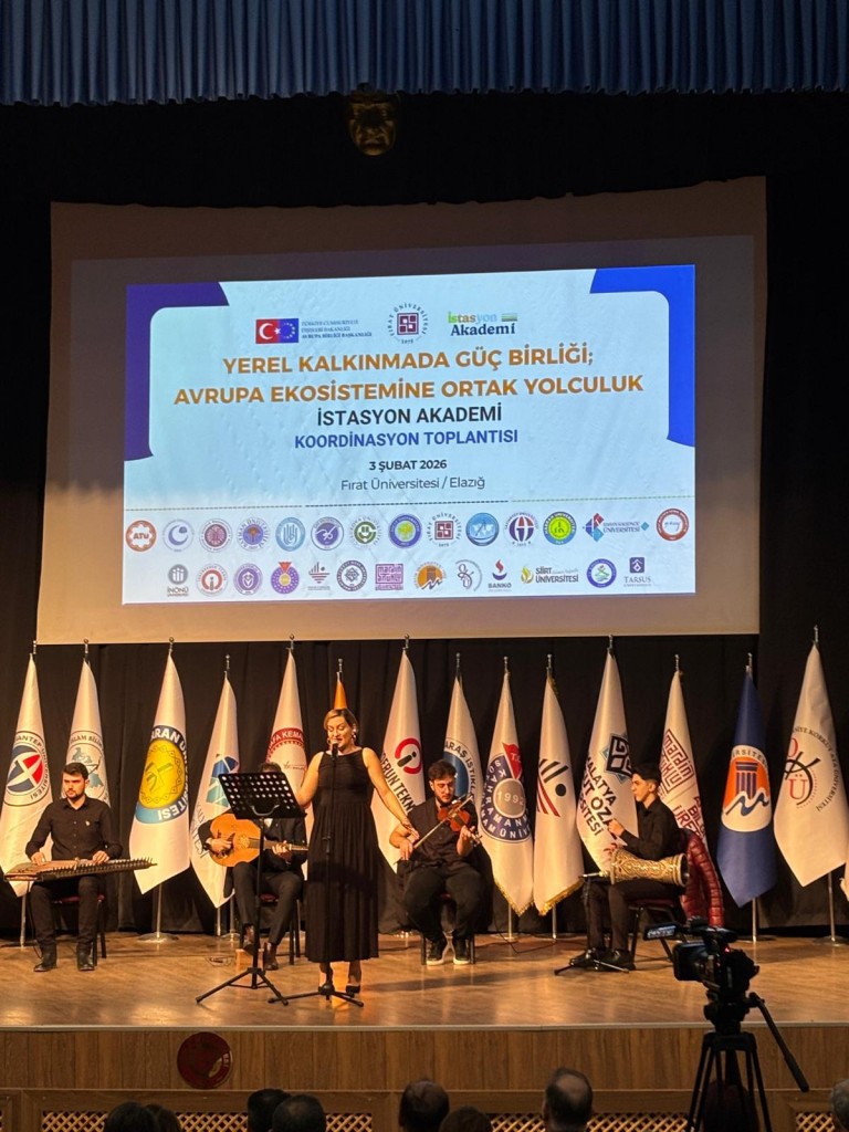 &ldquo; Yerel Kalkınmada G&uuml;&ccedil; Birliği: Avrupa Sistemine Ortak Yolculuk&rdquo; Temalı 3. B&ouml;lgesel &Uuml;niversiteler İş Birliği ve İstişare Buluşması detayı için tıklayınız