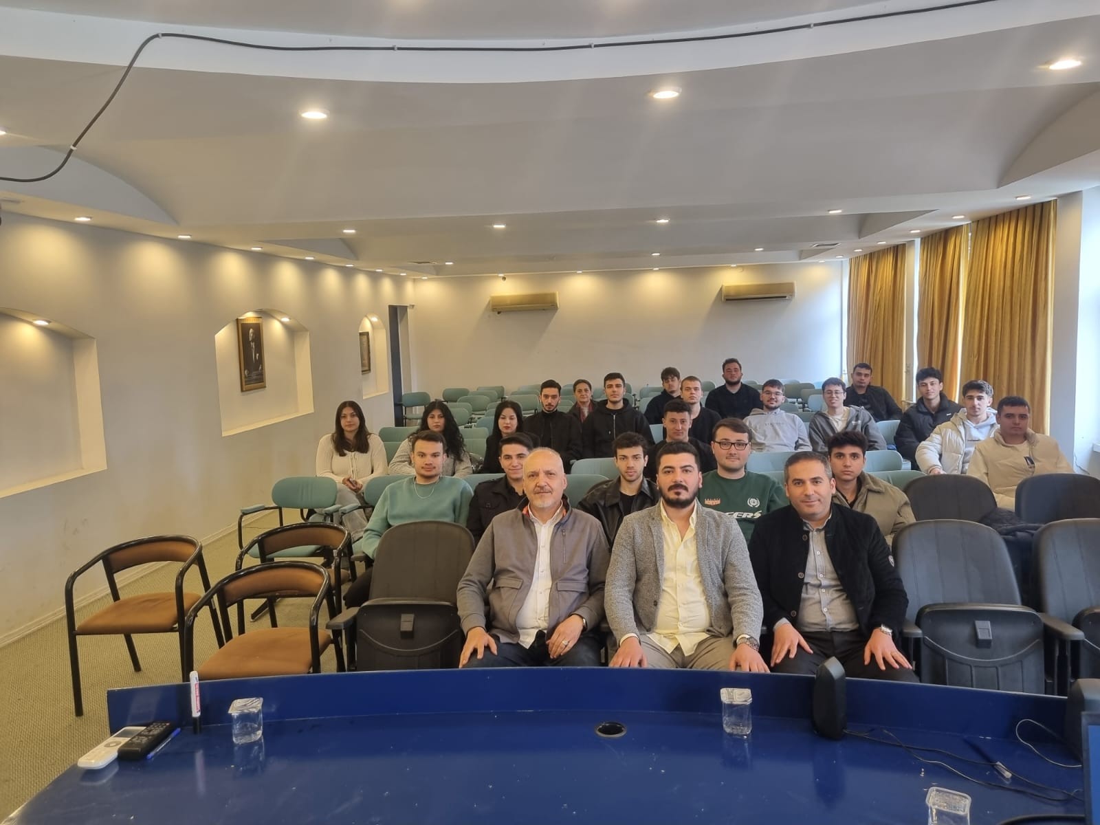 Mezunumuz Abidin LAMAN&rsquo;dan &Ouml;ğrencilerimize İlham Veren Kariyer S&ouml;yleşisi detayı için tıklayınız