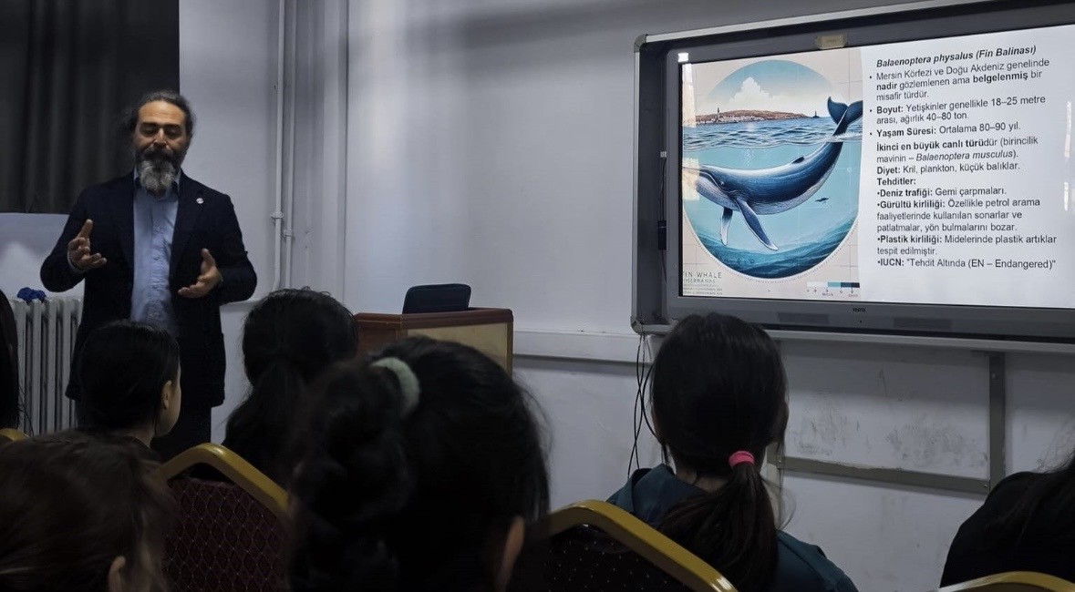 Prof. Dr. Deniz Ayas, &ouml;ğrencilere okyanus okuryazarlığını anlattı detayı için tıklayınız