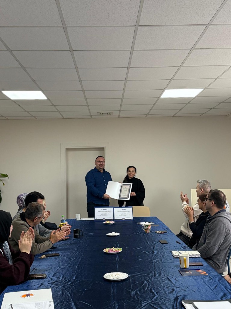 Erdemli Meslek Y&uuml;ksekokulunda Akreditasyon Gururu: Başarı Hepimizin! detayı için tıklayınız