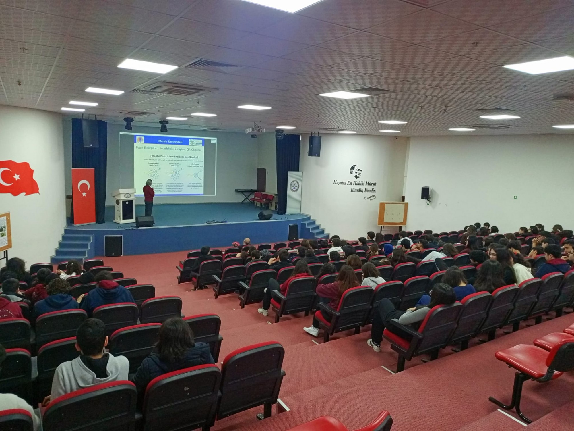 N&uuml;kleer Bilimler Uygulama ve Araştırma Merkezi, Liselerde Radyasyon Eğitimlerine Başladı detayı için tıklayınız