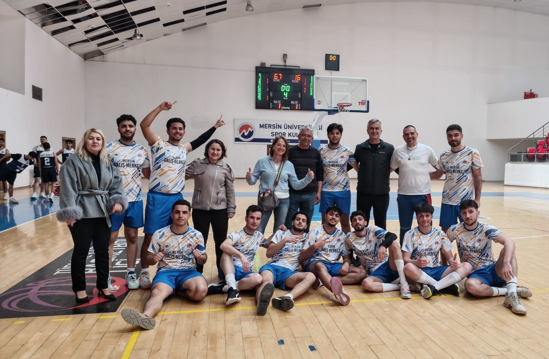 Hemşirelik Fak&uuml;ltesi Erkek Basketbol Takımı, Turnuvaya Başarıyla Başladı detayı için tıklayınız