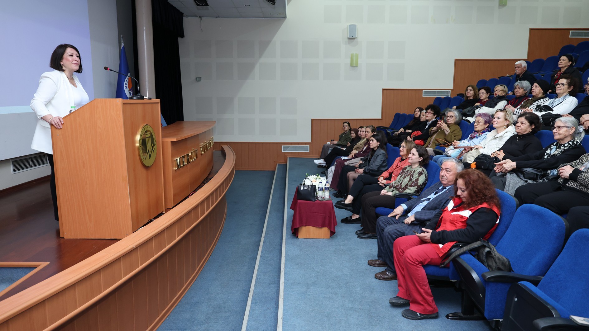 60+ Tazelenme &Uuml;niversitemiz Yaşlılara Saygı Haftasına &Ouml;zel "S&uuml;per Yaşlıların İzinde" Konferansı detayı için tıklayınız