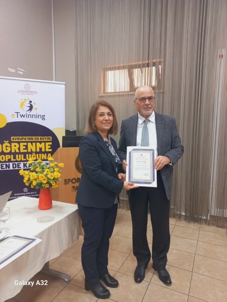 Beden Eğitimi ve Spor &Ouml;ğretmenliği &Ouml;ğrencilerine e Twinning Uluslararası Proje Fırsatları Semineri detayı için tıklayınız