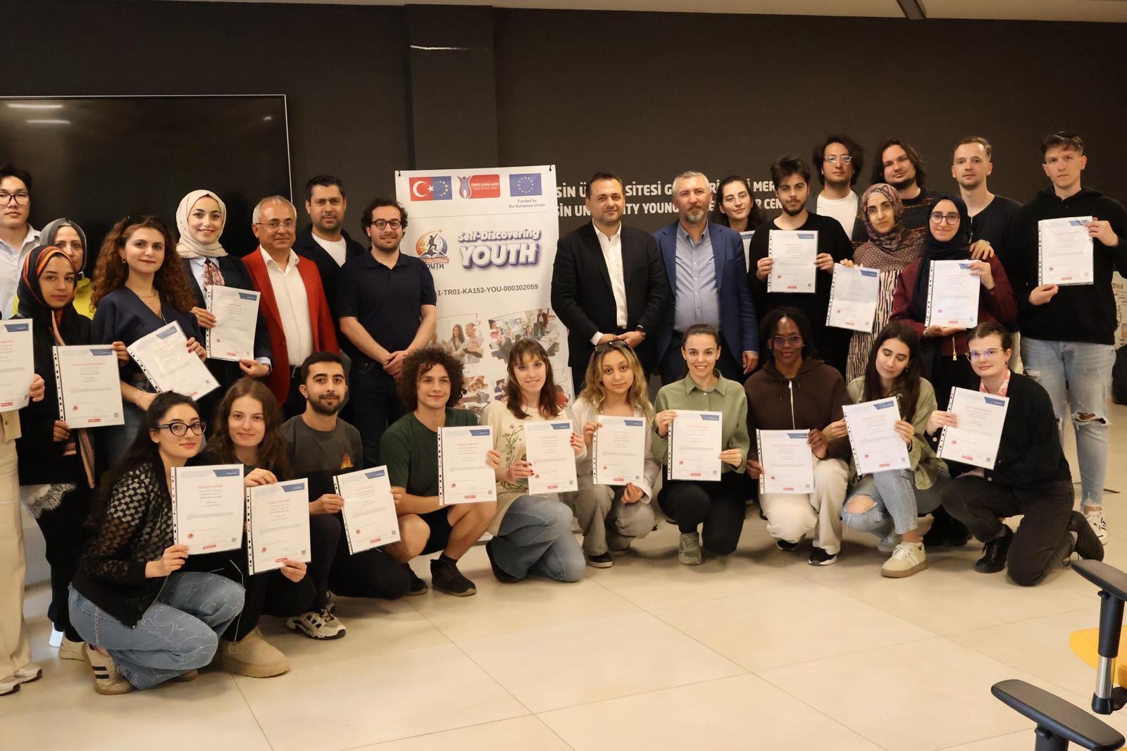 Kendini Keşfeden Gen&ccedil;lik (Self-Discovering Youth) Adlı Erasmus+ Projesi Başarıyla Tamamlandı detayı için tıklayınız