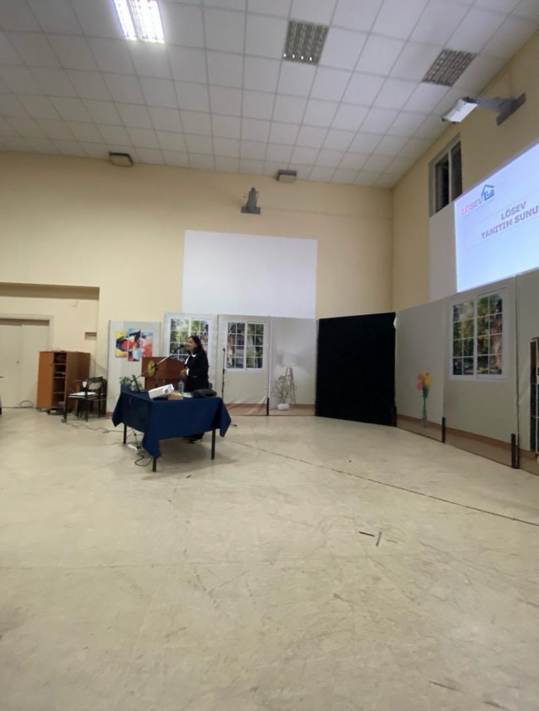 Y&uuml;ksekokulumuzda G&ouml;n&uuml;ll&uuml;l&uuml;k ve Toplumsal Dayanışmanın Farkındalığı İ&ccedil;in &ldquo;L&Ouml;SEV Tanıtım Semineri&rdquo; ger&ccedil;ekleştirildi detayı için tıklayınız