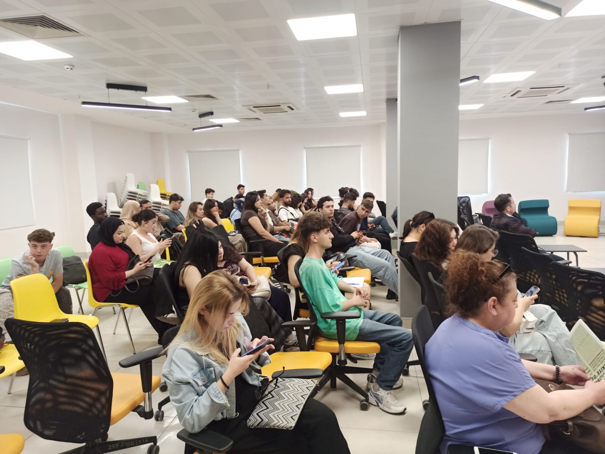 Mimarlık ve Şehir Planlama B&ouml;l&uuml;m&uuml;, Harita ve Kadastro Programı olarak Mezunlarımız İ&ccedil;in Kariyer, İş Hayatına Ge&ccedil;iş ve Yasal Haklar Etkinliğine Katılım Sağladık detayı için tıklayınız