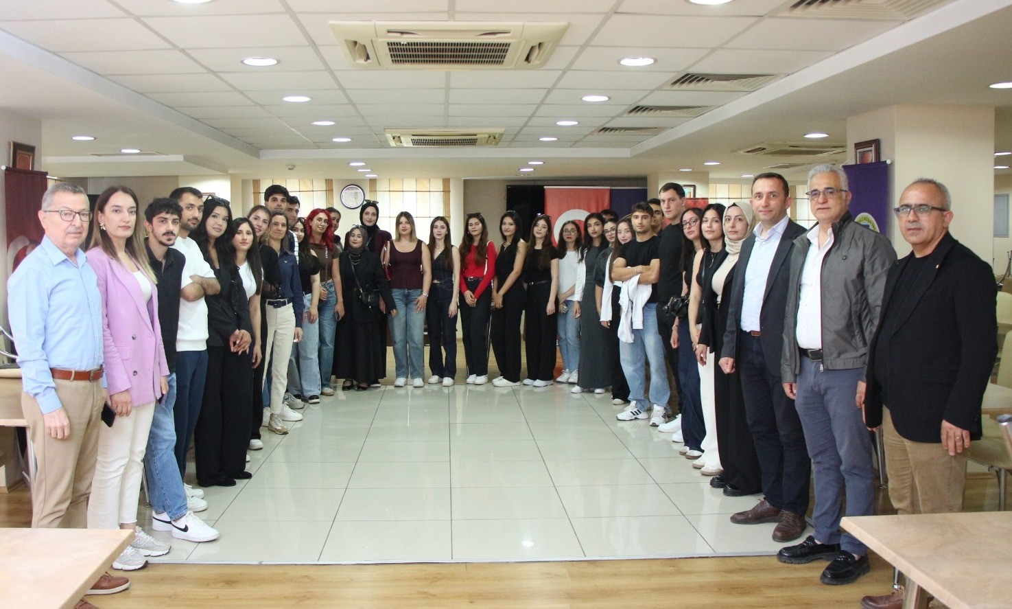 Mersin Serbest Muhasebeci ve Mali M&uuml;şavirler Odası Teknik Gezi Faaliyeti detayı için tıklayınız