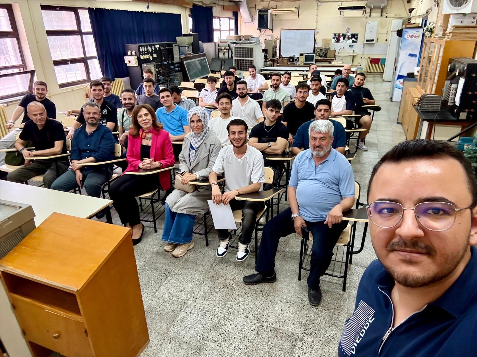 İ&ccedil;imizden Biri S&ouml;yleşisi: &ldquo;İş Yaşamı ve Meslek Etiği&rdquo; detayı için tıklayınız