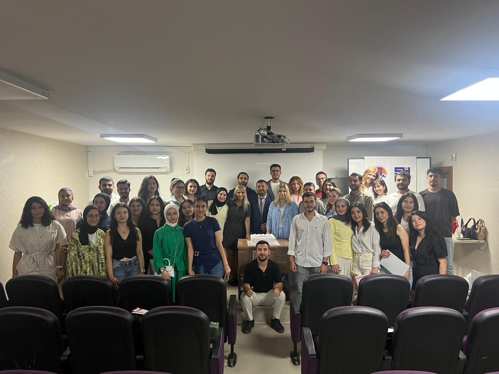 Mersin &Uuml;niversitesi Sağlık Hizmetleri Meslek Y&uuml;ksekokulu İlk ve Acil Yardım Programında Kariyer G&uuml;n&uuml; Etkinliği D&uuml;zenlendi detayı için tıklayınız
