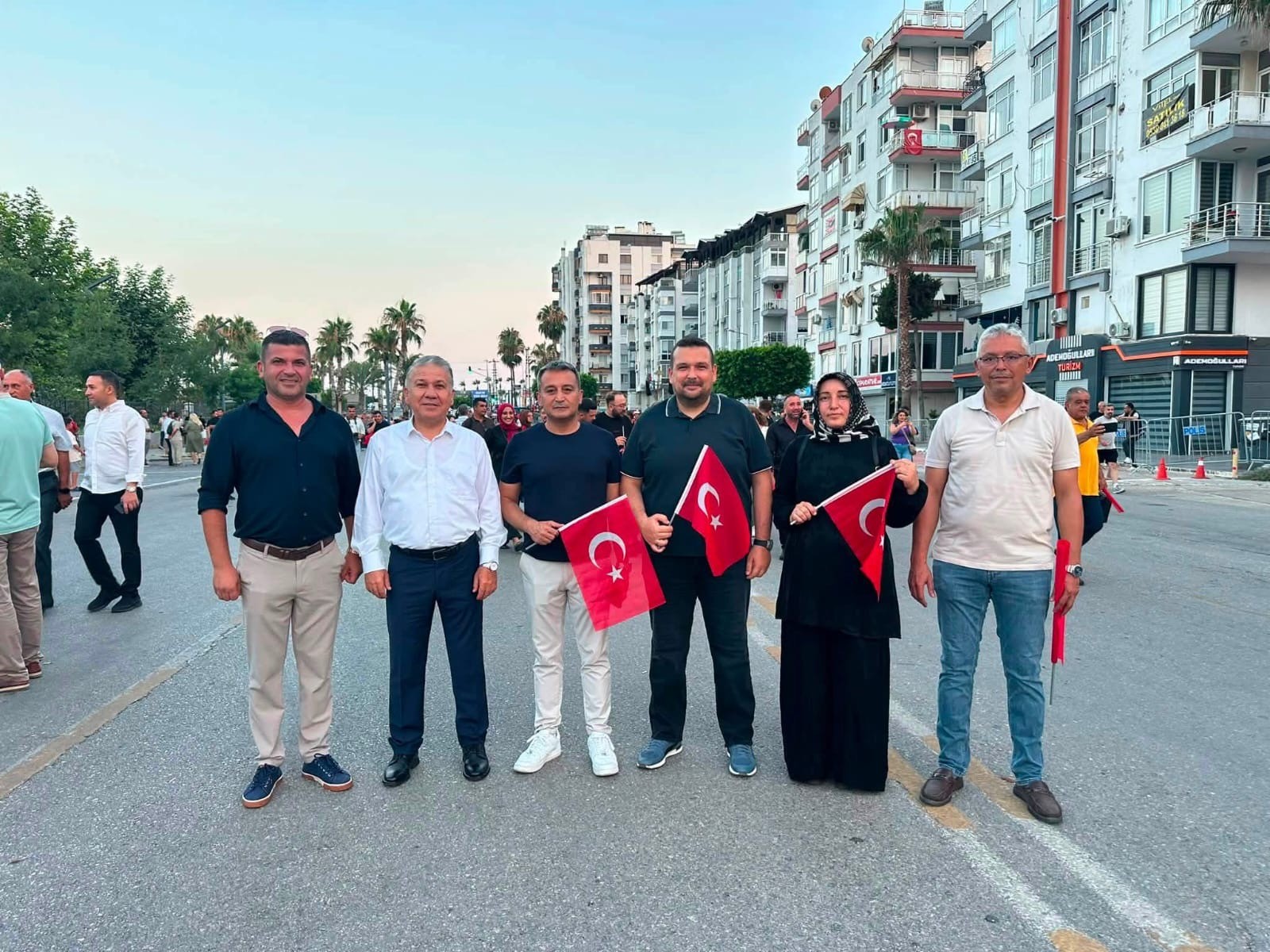 15 Temmuz T&ouml;renine katıldık  detayı için tıklayınız